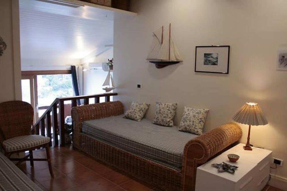 Appartamento "Casa Girasole" Con Accesso Diretto Alla Spiaggia Порто Санто Стефано Экстерьер фото